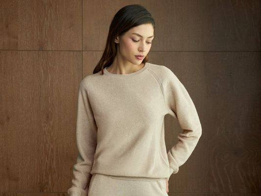 Luxe Comfort Cashmere Sweater Demo